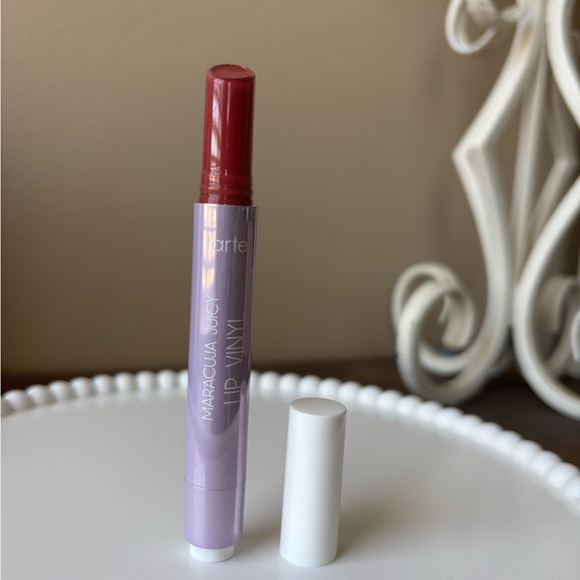 tarte Other - Tarte Maracuja Juicy Lip Vinyl in Primrose in Bloom